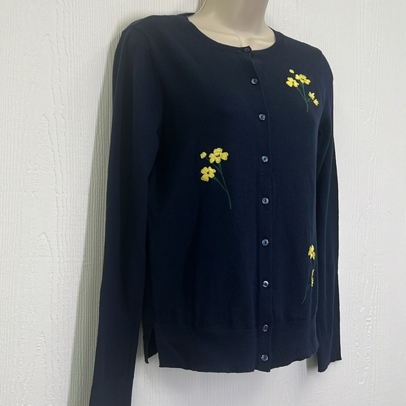 Loft - NWT Navy Embroidered Yellow Flowers Button Down Lightweight Cardigan XS - Picture 3 of 11